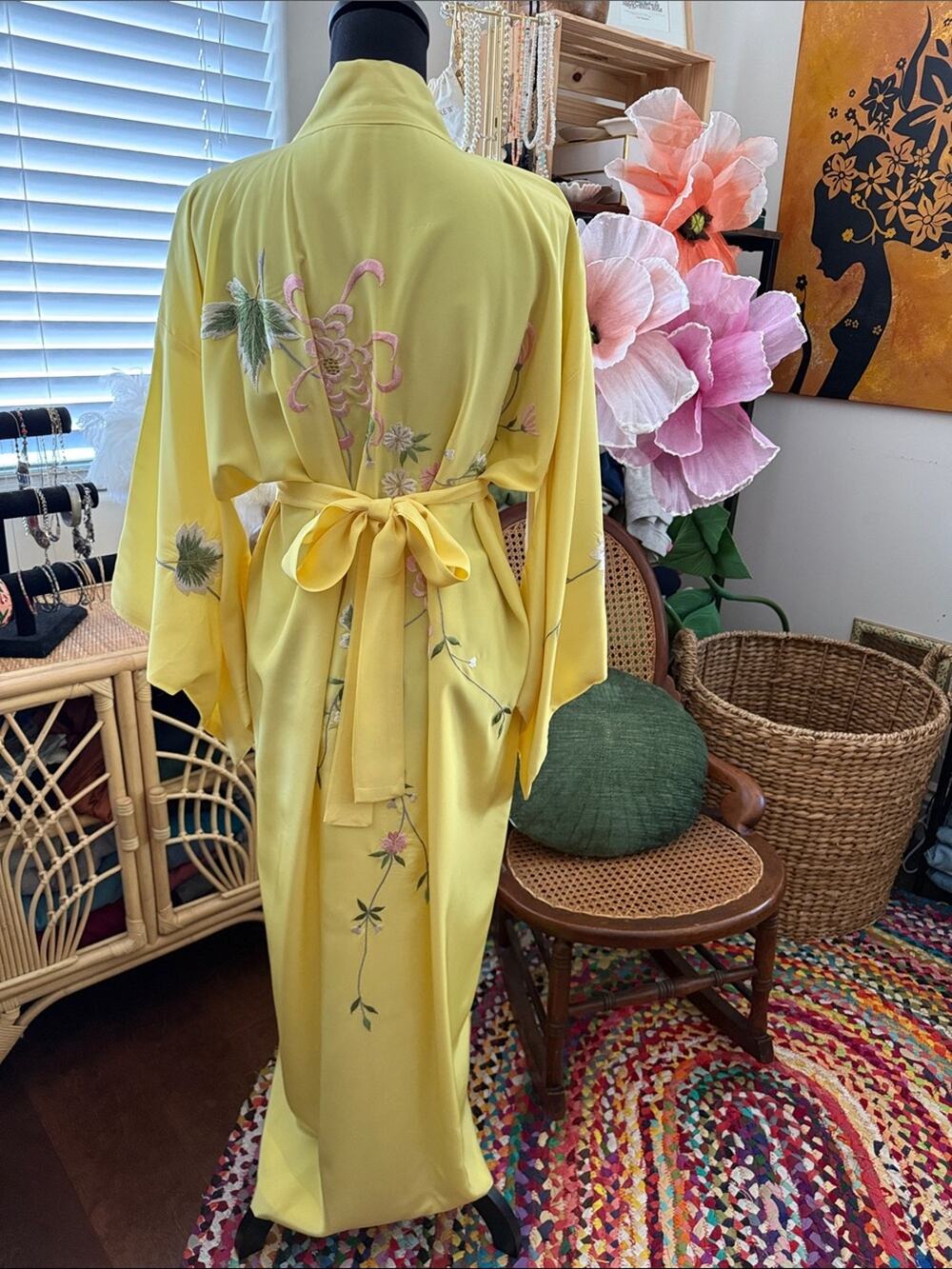 Vintage 60s/70s Canary Yellow Floral Embroidered Traditional Satin Kimono Robe